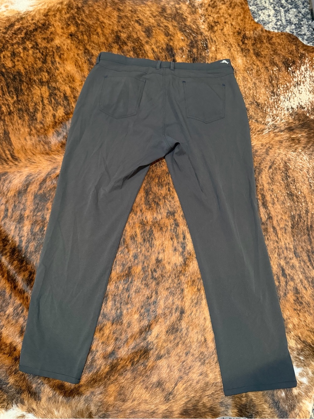 Tommy Bahama Pants Mens 40x32 Black Performance Stretch Fish Shot Golf Modern